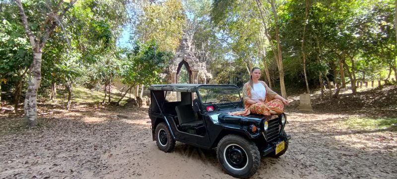 Siem Reap Private Tour - Private Jeep Tour