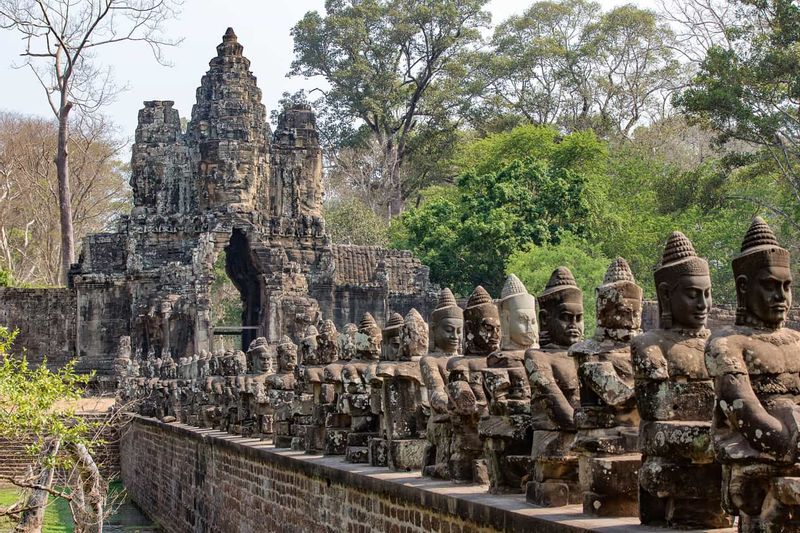 Siem Reap Private Tour - South Gate of Angkor Thom City