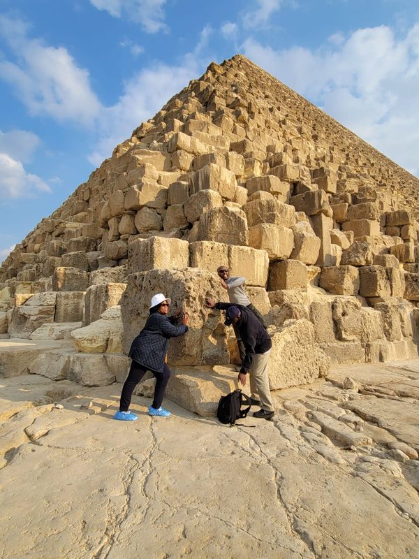 Cairo Private Tour - You will find our clients everywhere Cairo, Giza, Luxor, Aswan, Fayoum, the white desert, the black desert, Siwa, all over Egypt