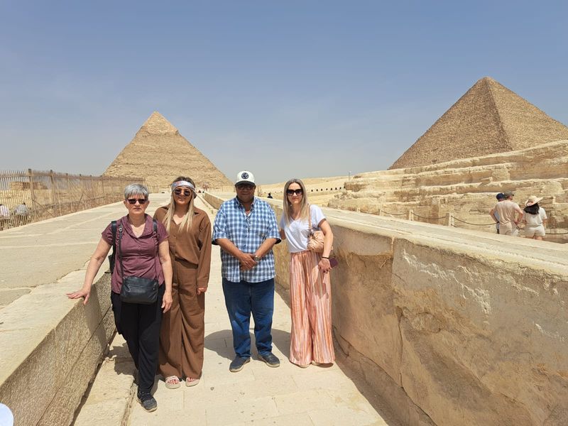 Giza Private Tour - Giza Pyramids tour