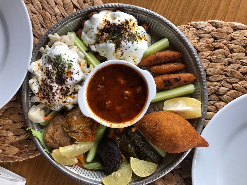 Istanbul Private Tour - Mezze platter