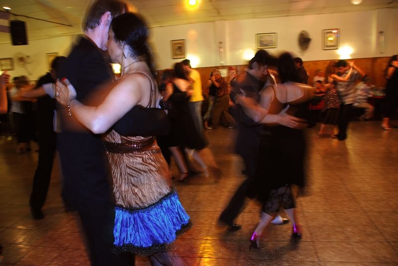 Buenos Aires Private Tour - The embrace in tango dance