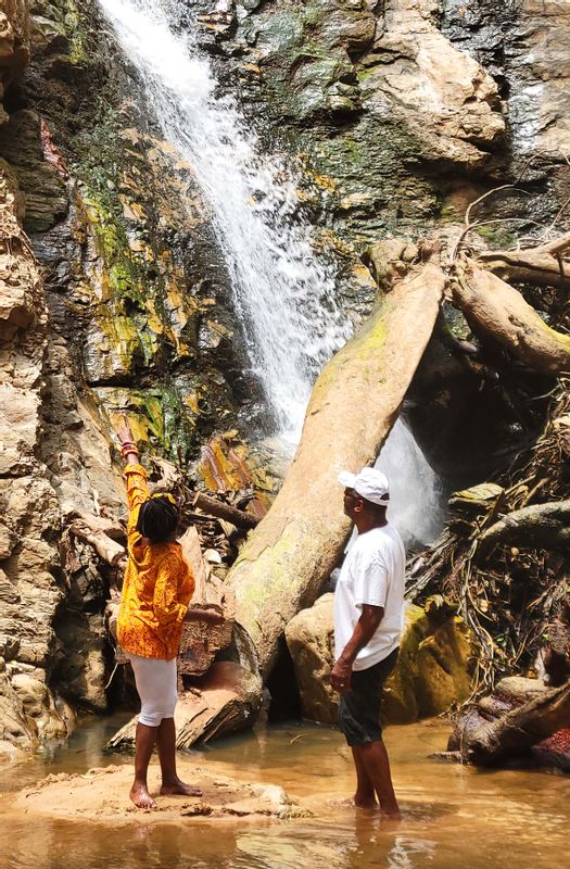 Accra Private Tour - Chenku Waterfall, Accra