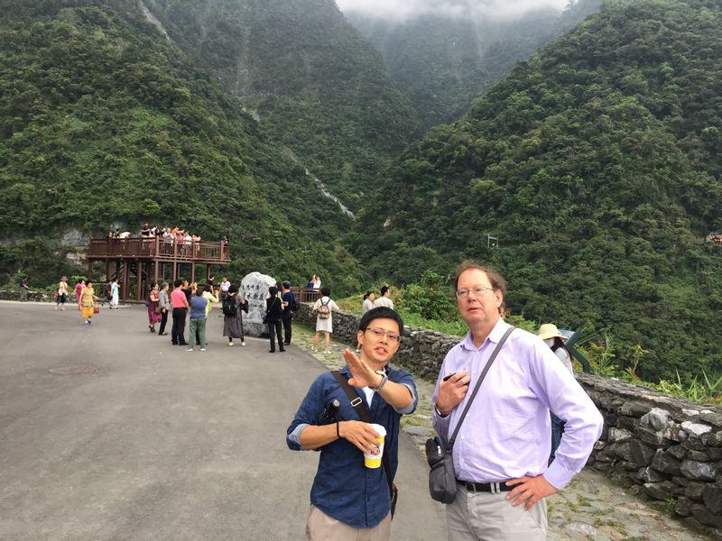 Taipei Private Tour - HuaLien Taroko Gorge 1