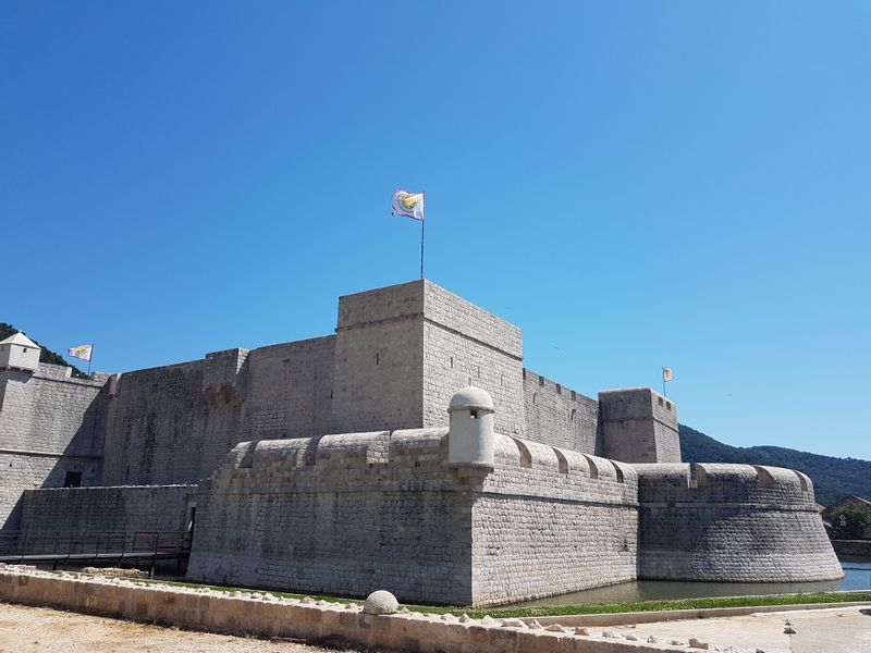 Dubrovnik Private Tour - Ston fortreses