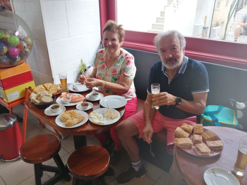 Porto Private Tour - Having a snack in Douro Valley local tavern