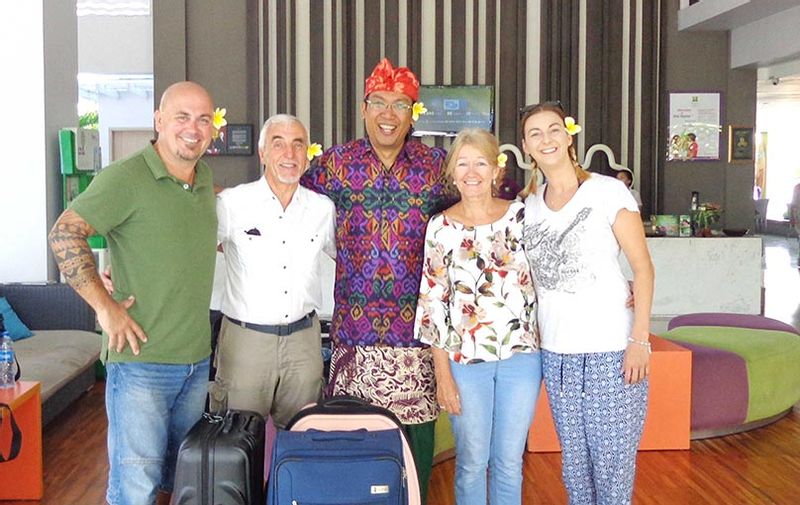 Bali Private Tour - Hotel pickup continue with day tour and transfer to other location