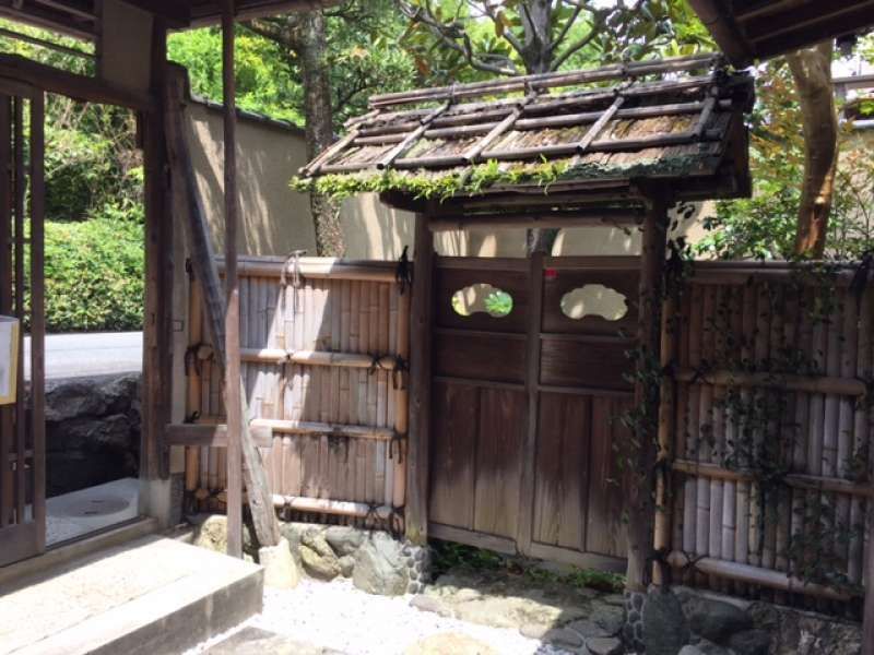 Kanagawa Private Tour - My Kyoto house located near Silver temple. Uncountable temples and shrines are spotted there. You can experience the feeling of tatami mat floor in my house.  