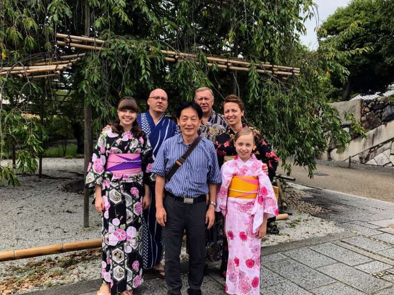 Kanagawa Private Tour - If interested, putting Kimono dress and walking is fun. There are rental kimono shops in Kyoto. You can choose best one. 