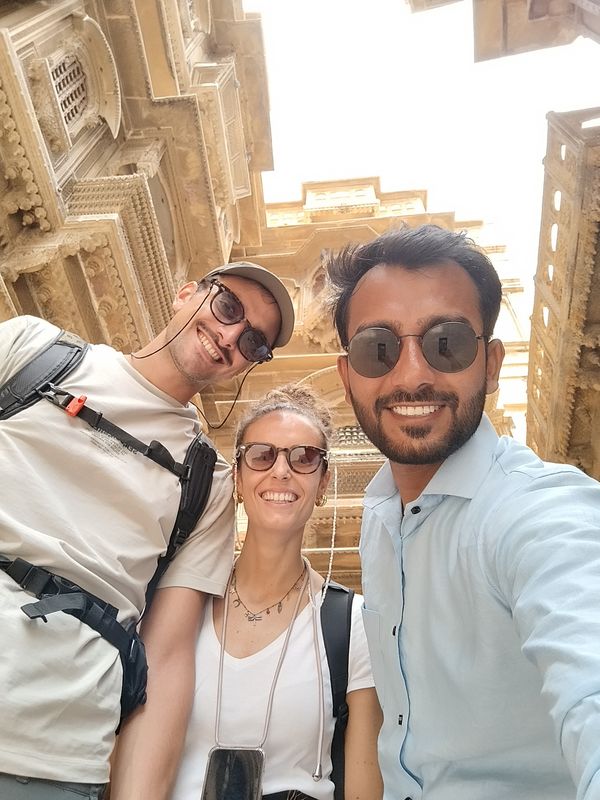 Jaisalmer Private Tour - Selfie With Tourists at Patwon ki haveli Jaisalmer