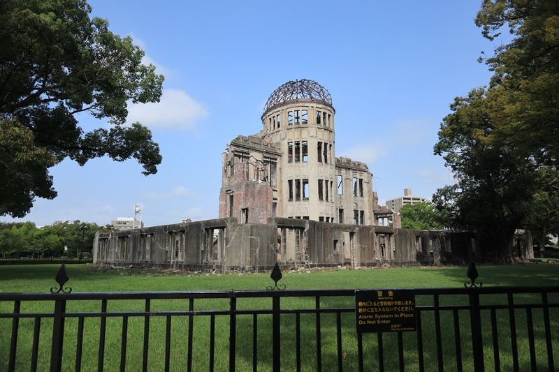 Osaka Private Tour - Hiroshima Atomic Bomb Dome