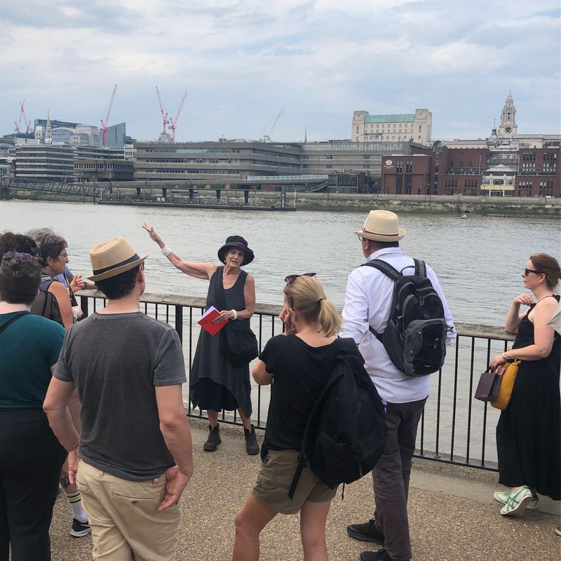 London Private Tour - By the River Thames in Southwark