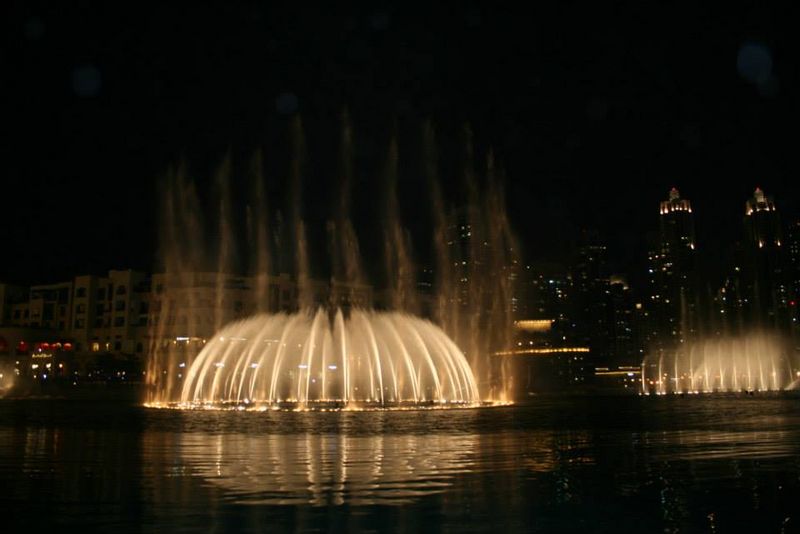 Ras Al Khaimah Private Tour - Dubai Mall Fountain