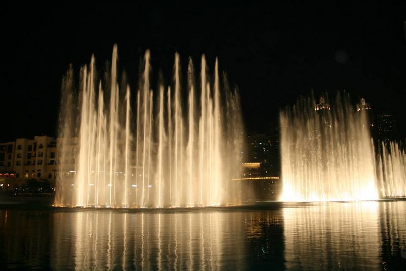 Ras Al Khaimah Private Tour - Dubai Mall Fountain