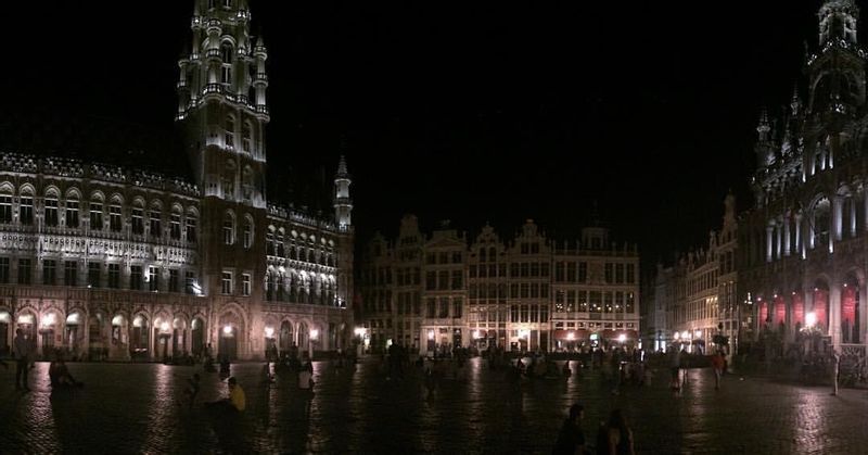 Brussels Private Tour - Grand Place in Brussels @ Night