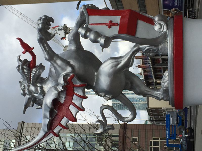 London Private Tour - City of London dragon boundary marker