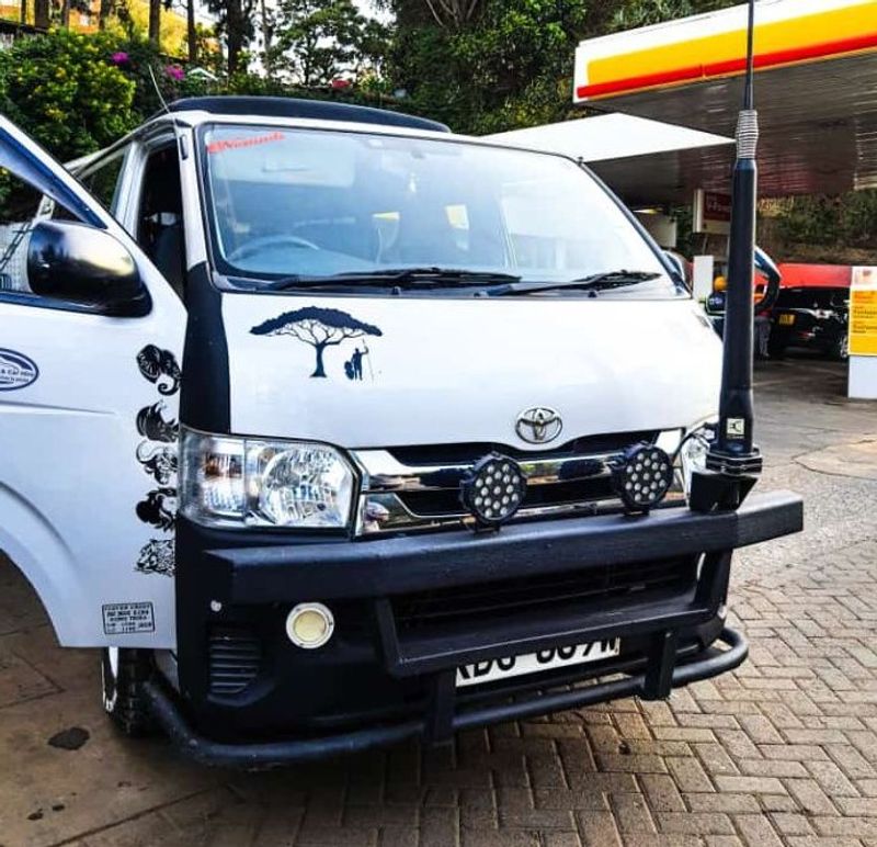 Nairobi Private Tour - Toyota Hiace 14 seats