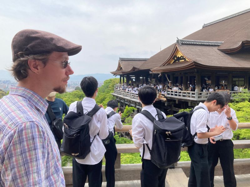 Kyoto Private Tour - Taking my students on a tour of Kiyomizu Dera temple.