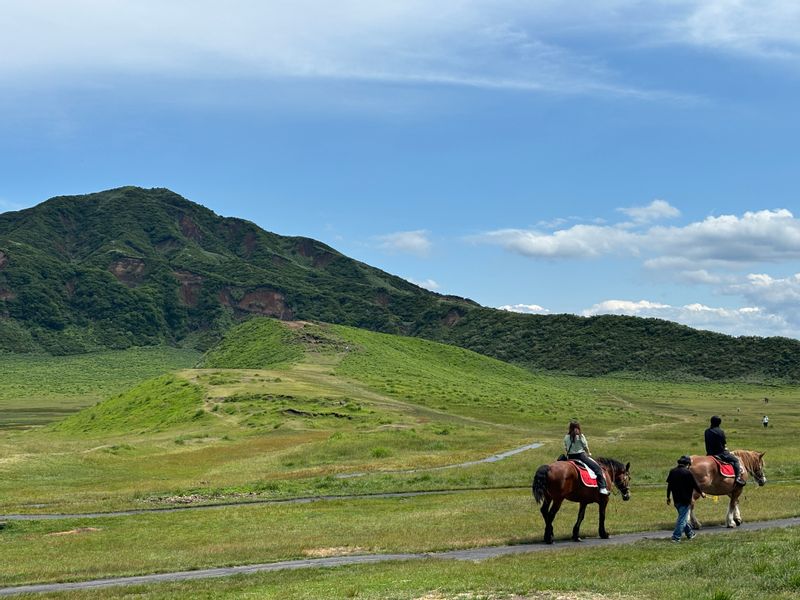 Kumamoto Private Tour - Kusasenri, Mt. Aso