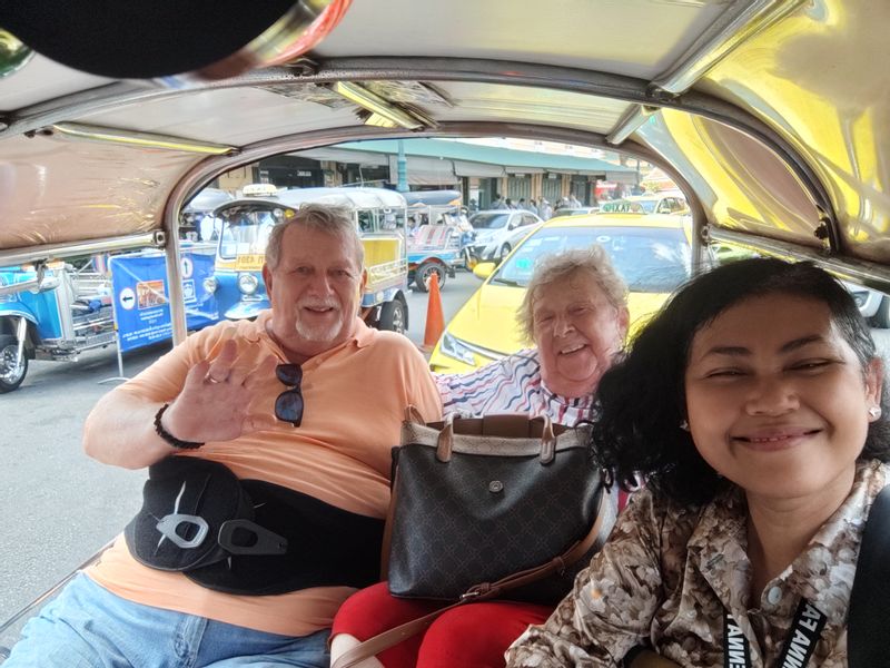 Bangkok Private Tour - fast and furious by TUK TUK