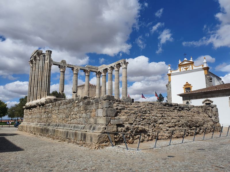 Lisbon Private Tour - Roman Temple of Évora