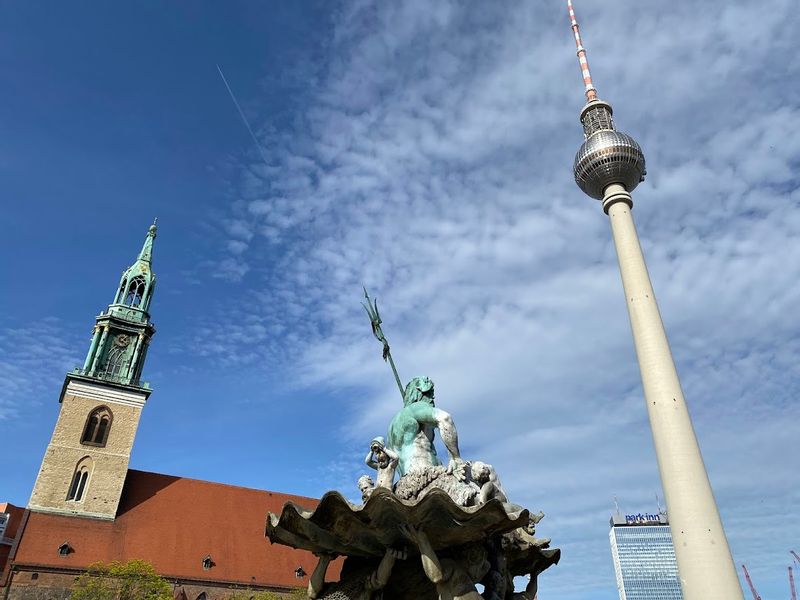 Berlin Private Tour - Three monuments, three functions, three architectural styles at different times in history. The church of Santa Maria, the Neptune fountain and the mighty television tower. 