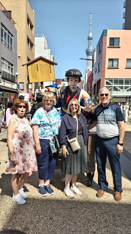 Tokyo Private Tour - Great UK Guests / Kabuki Theatre man