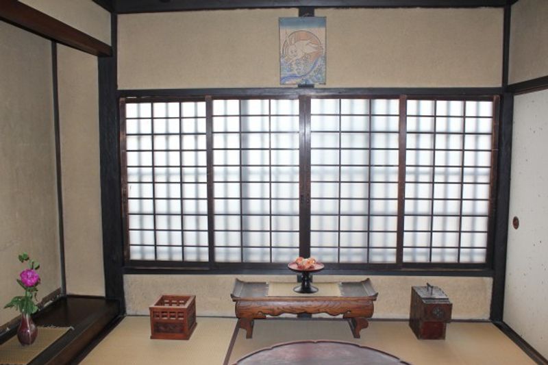 Kyoto Private Tour - A guest room (Zashiki) in Kawai Kanjiro Memorial House.
