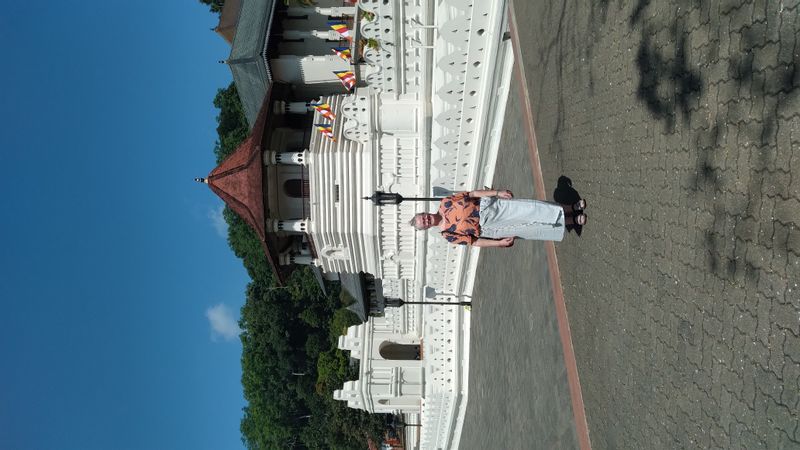 Galle Private Tour - Kandy tooth temple 