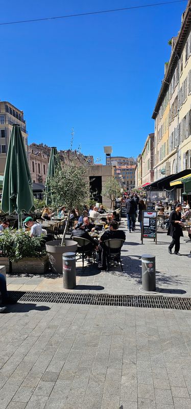 Provence-Alpes-Cote d'Azur Private Tour - Place d'Estienne d'Ourves. Perfect terrace vibes in all seasons. 