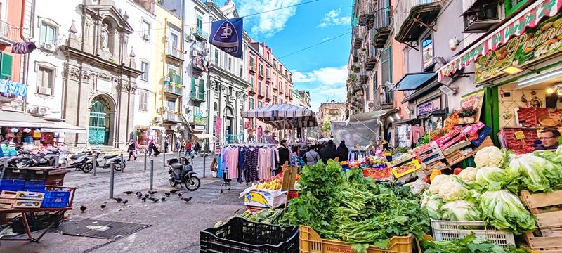 Naples Private Tour - Piazza dei Vergini 