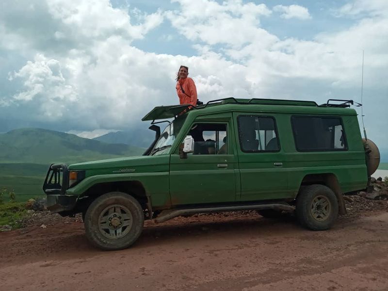 Kilimanjaro Private Tour - 4×4 Toyota Land Cruiser for safari 