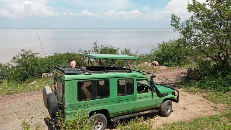 Kilimanjaro Private Tour - Our safari vehicle 4×4 Toyota Land cruiser 