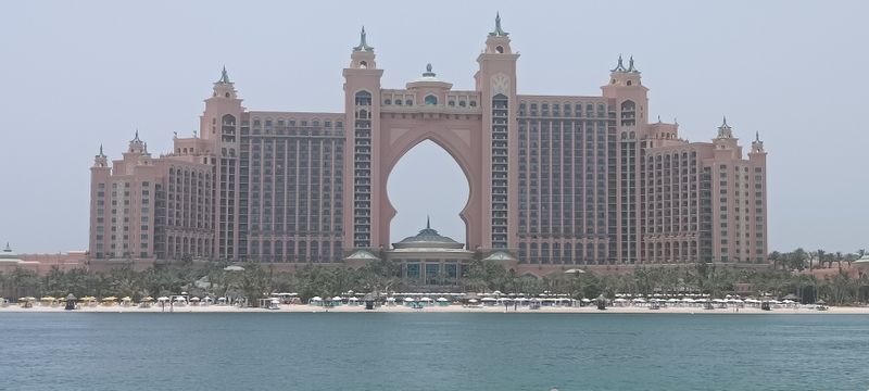 Dubai Private Tour - Atlantis Hotel 