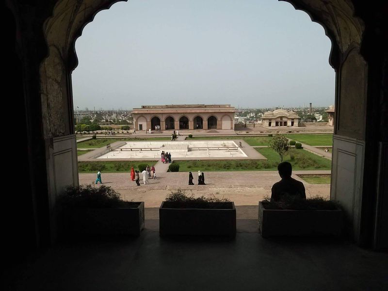 Lahore Private Tour - Lahore Fort, UNESCO Heritage Sight