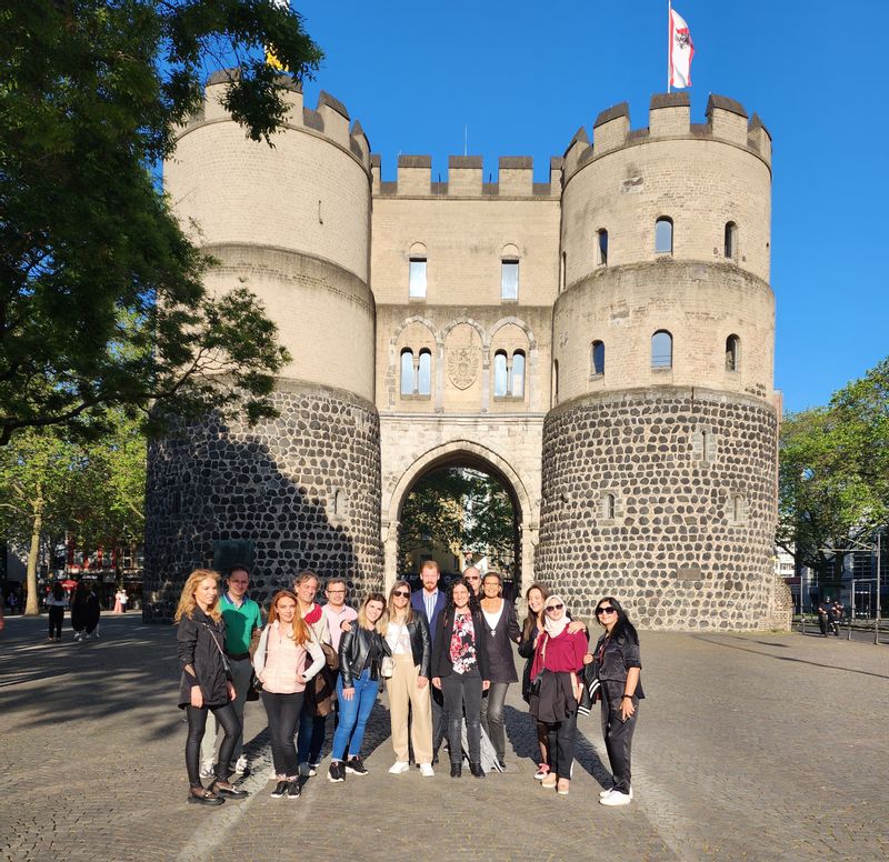 Cologne Private Tour - Europe's Grandest Medieval Walls in Cologne