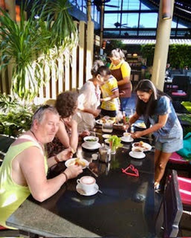 Phuket Private Tour - Trying Dimsum & Local Food 