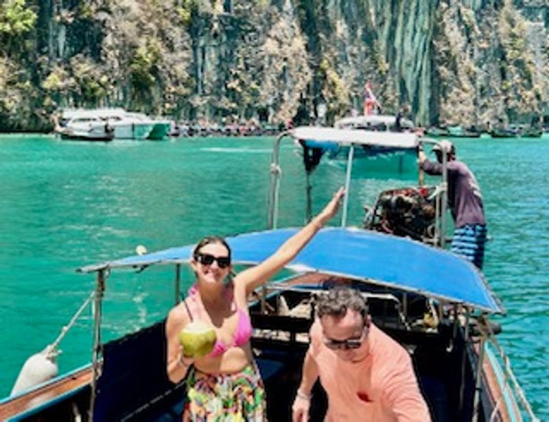 Phuket Private Tour - Phi Leh Lagoon - Phi Phi Island