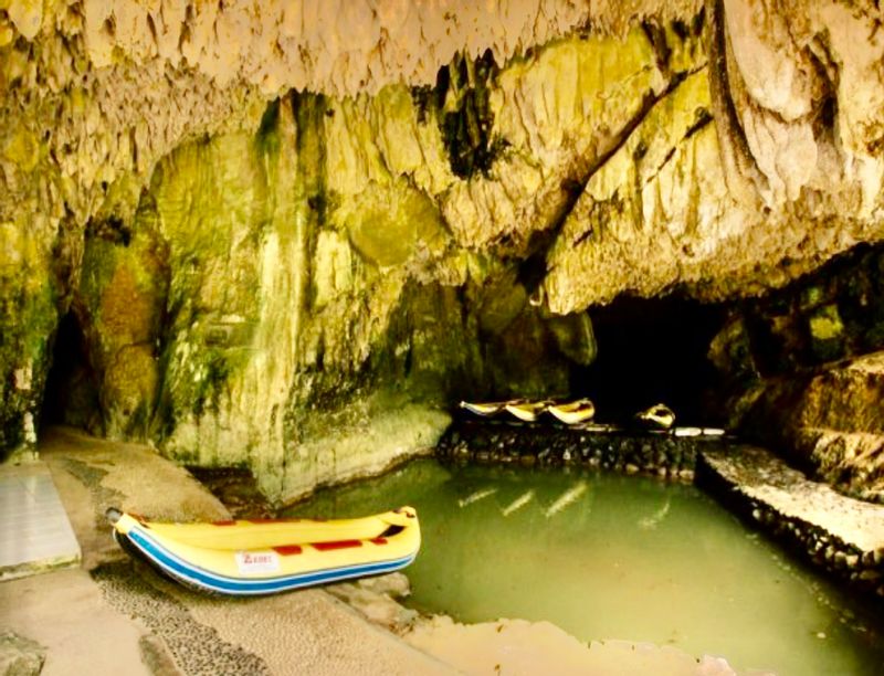 Phuket Private Tour - Elephant Belly Cave - Phangnga