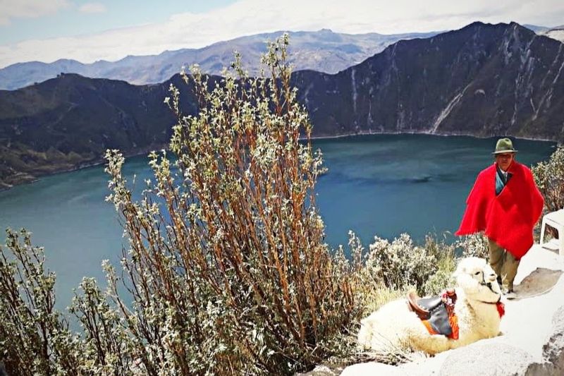 Pichincha Private Tour - Quilotoa lake.