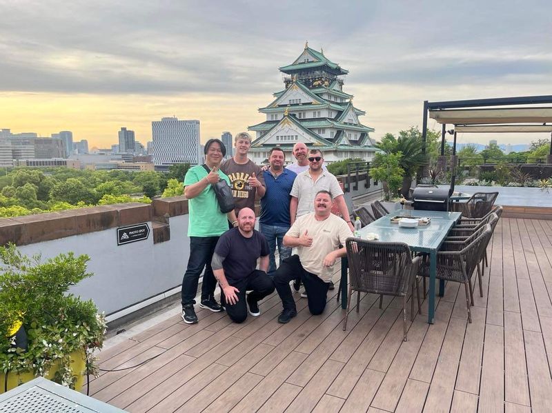 Osaka Private Tour - Dinner with boys from New Zealand. 
