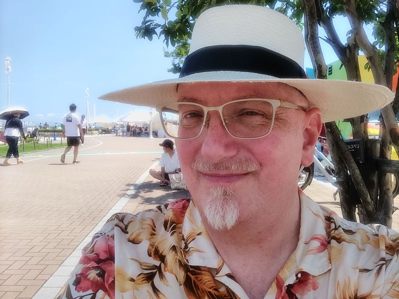 Hyogo Private Tour - Panama hat at beach