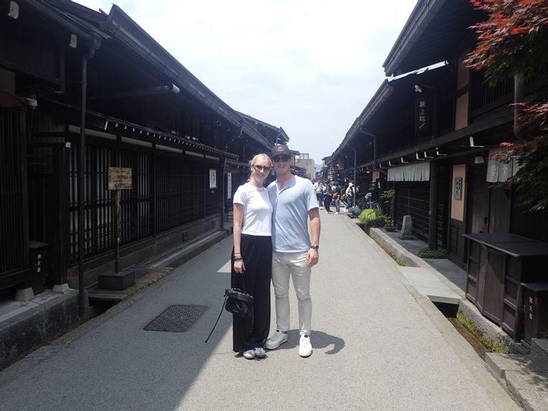 Toyama Private Tour - Old town in Takayama