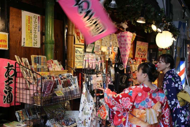 Tokyo Private Tour - Young Ladies in Traditional Kimono shopping in Asakusa, Tokyo. You do not have to go to Kyoto or Nara to see women in colorful kimono costumes.