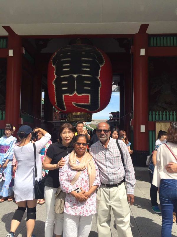 Kanagawa Private Tour - at Asakusa Sensouji Temple