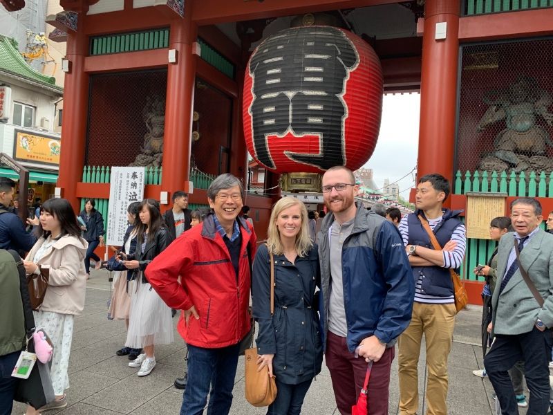 Kanagawa Private Tour - Kaminari-mon: The entrance gate to Senso-ji Temple in Asakusa  is called Kaminari-mon.  Kaminari means thunder in Japanese. Tourists never miss to take photos here.