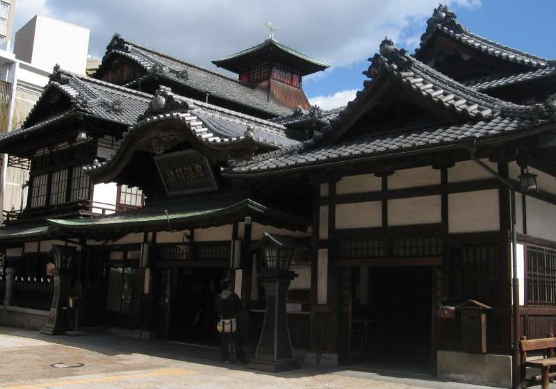 Ehime Private Tour - The main building of Dogo Hotspring
