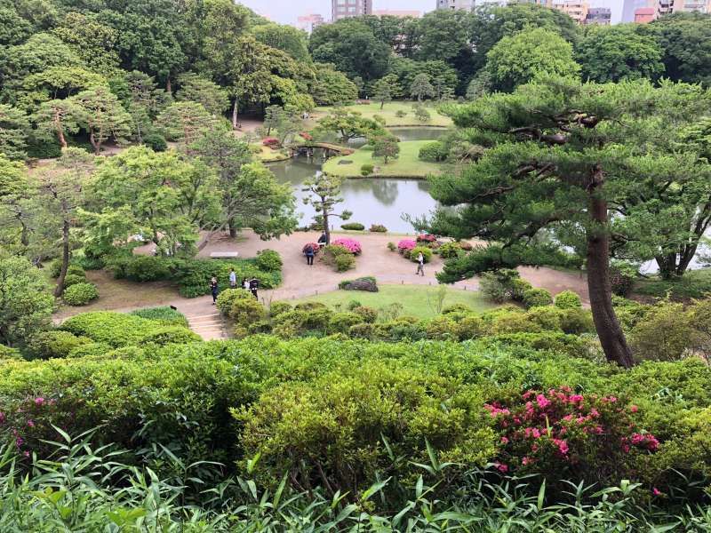 Tokyo Private Tour - Rikugien-garden. One of the most famous gardens in Tokyo.