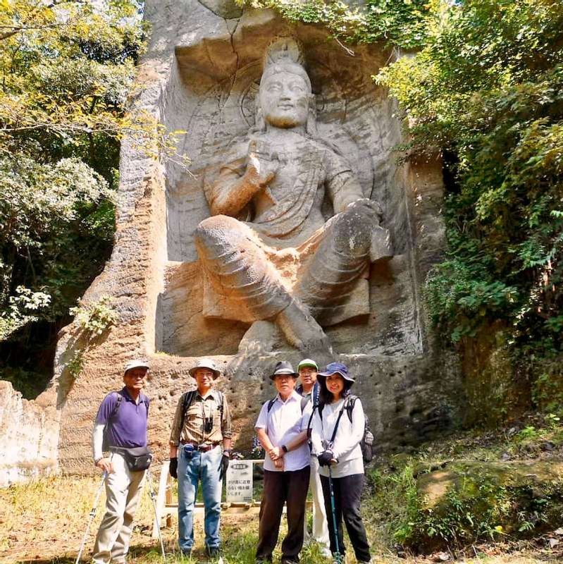 Yokohama Private Tour - Magaibutsu; the Buddha grinned on the surface of cliff in Mt. Takatori, Yokosuka City. There is a hiking course between Jinmuji Station to Oppama Station. On the way, this Magaibutsu can be seen surprisingly big size.