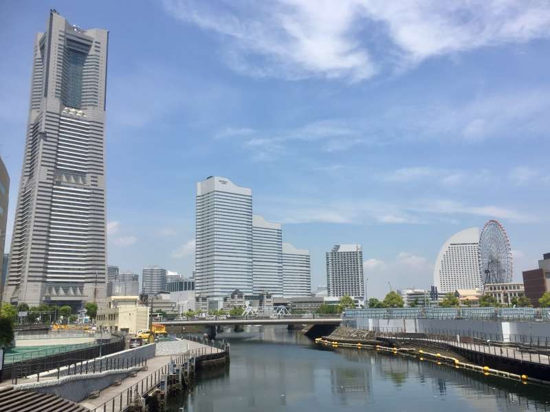 Yokohama Private Tour - Minatomirai in Yokohama, the best photo spot at Bentembashi Bridge.